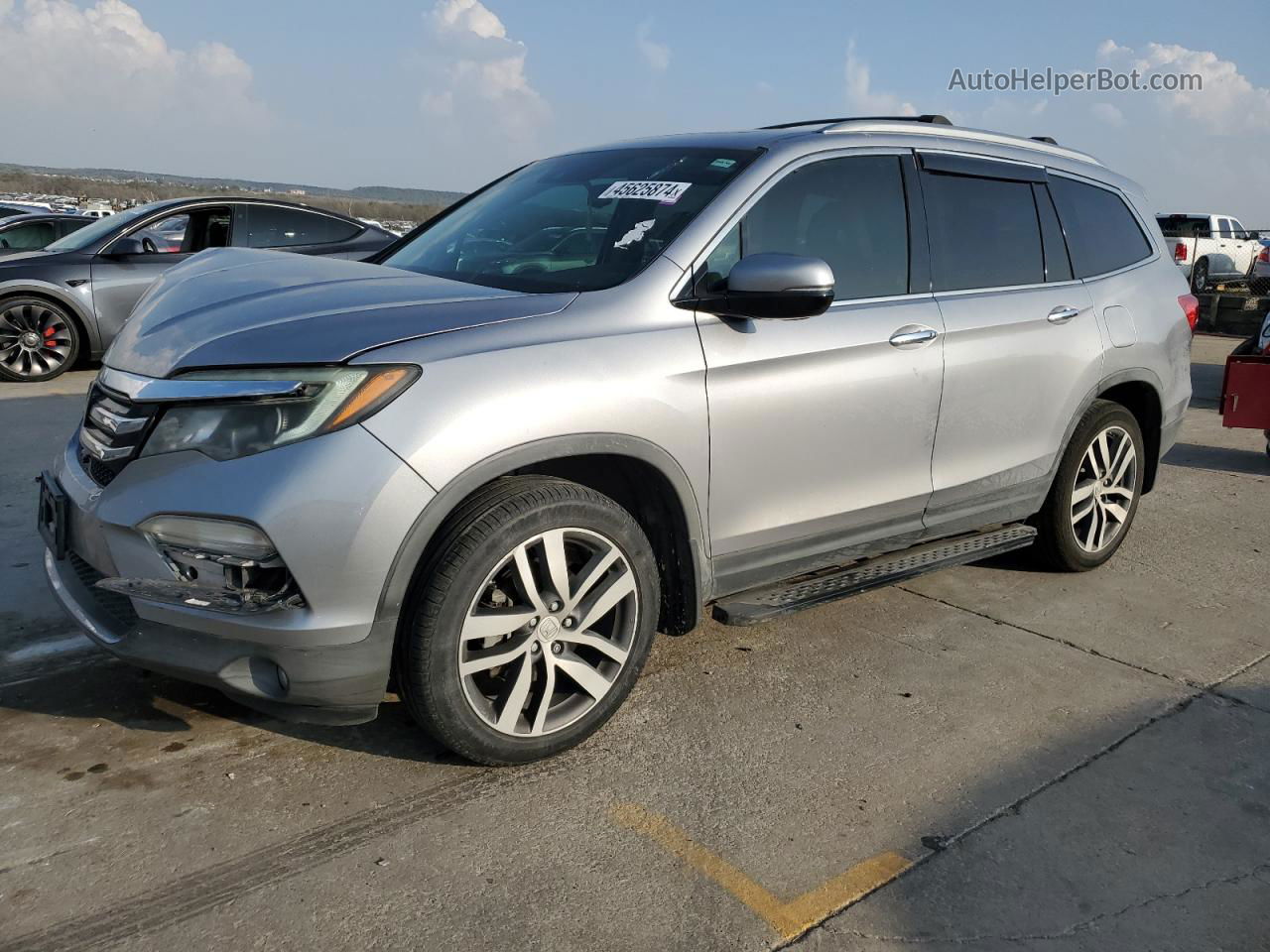 2016 Honda Pilot Touring Silver vin: 5FNYF5H98GB006366