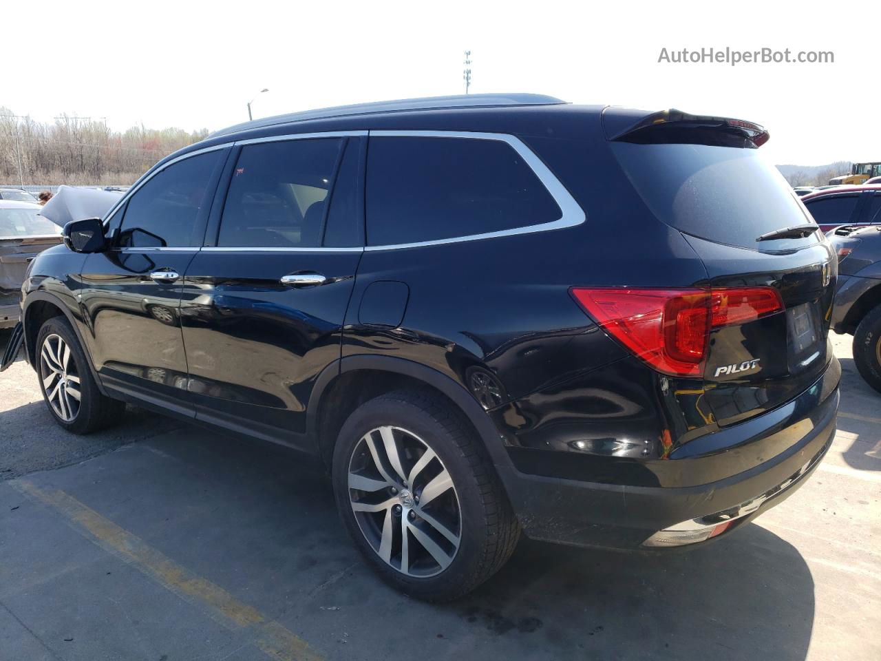 2016 Honda Pilot Elite Черный vin: 5FNYF6H00GB034525