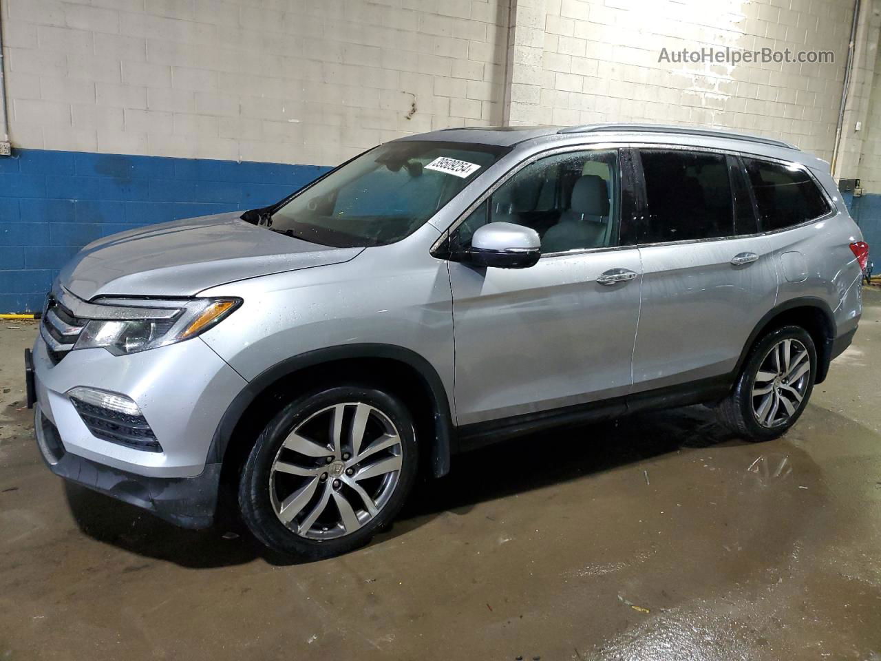 2016 Honda Pilot Elite Серебряный vin: 5FNYF6H00GB049722