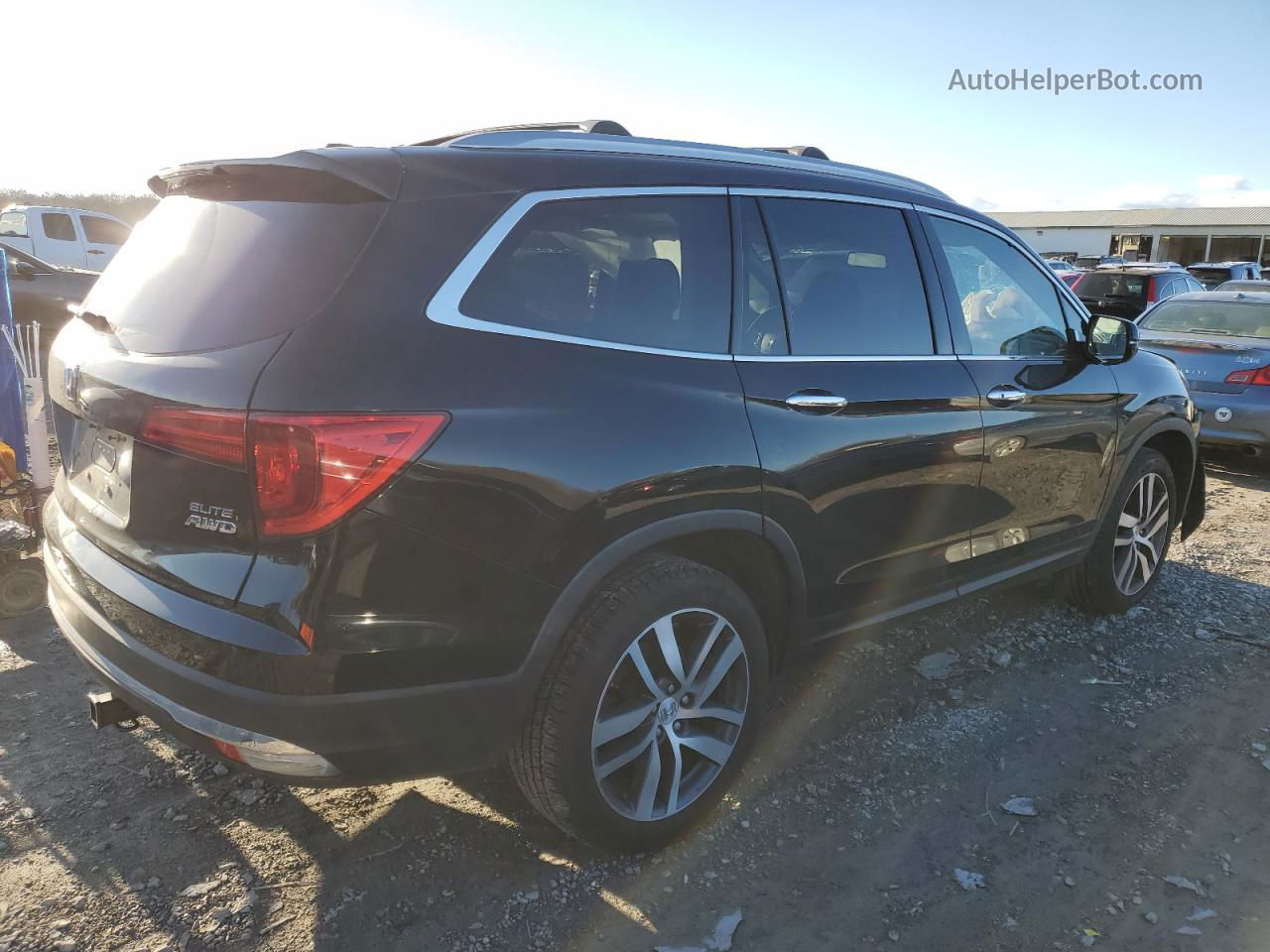 2017 Honda Pilot Elite Черный vin: 5FNYF6H03HB065902