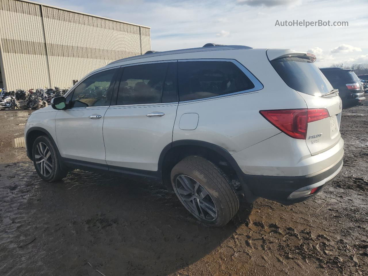 2017 Honda Pilot Elite White vin: 5FNYF6H04HB034920