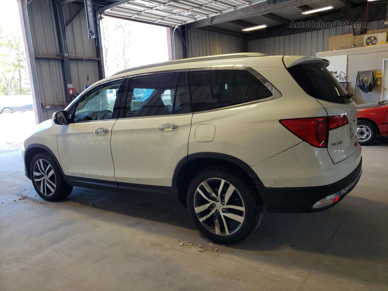 2017 Honda Pilot Elite White vin: 5FNYF6H05HB002364