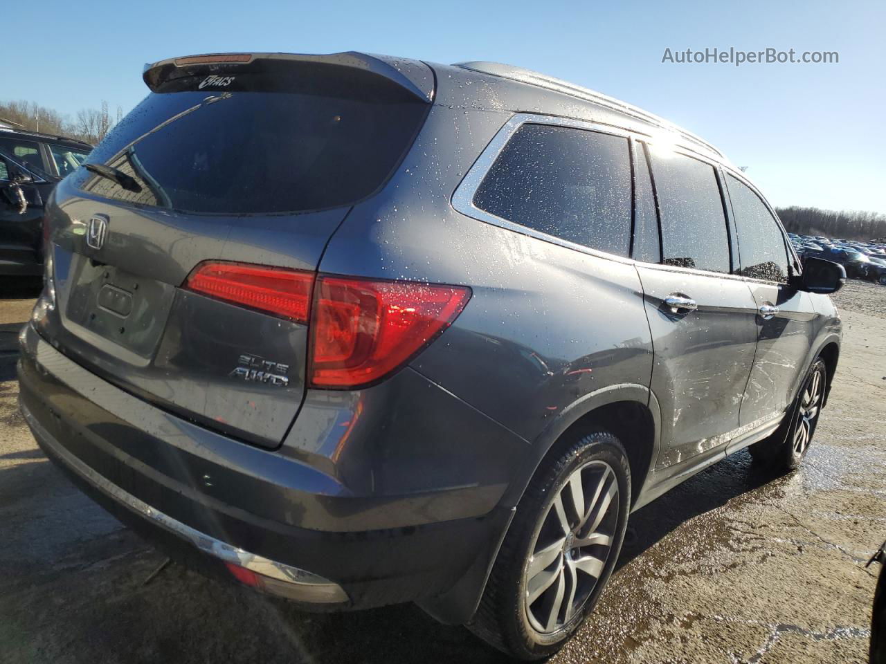 2017 Honda Pilot Elite Charcoal vin: 5FNYF6H05HB005409