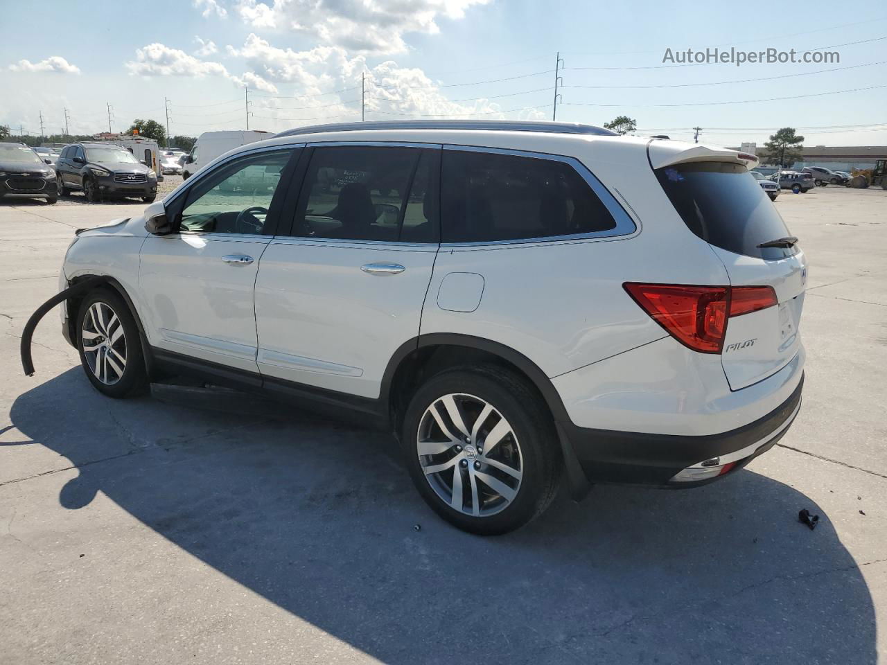 2017 Honda Pilot Elite Белый vin: 5FNYF6H05HB035820