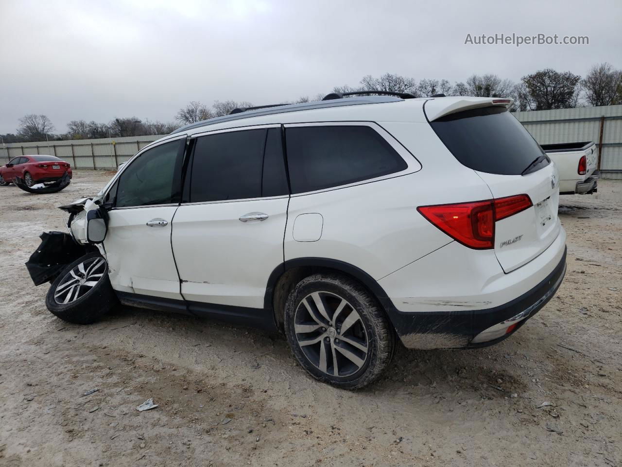 2017 Honda Pilot Elite Белый vin: 5FNYF6H06HB056952