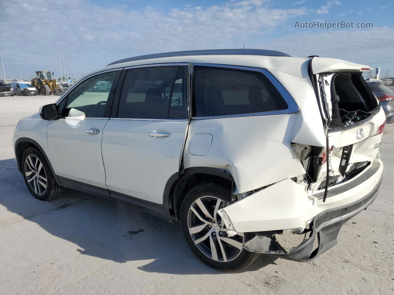 2017 Honda Pilot Elite White vin: 5FNYF6H07HB085179