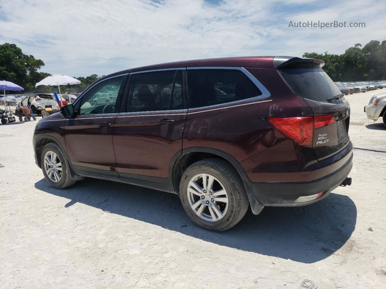 2017 Honda Pilot Lx Burgundy vin: 5FNYF6H17HB006277