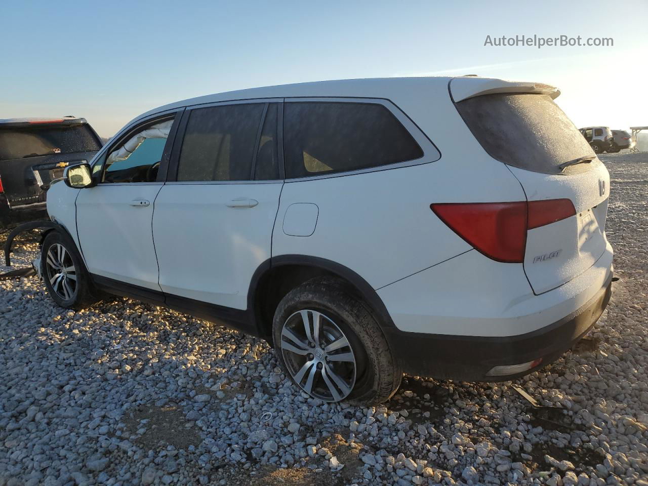 2016 Honda Pilot Ex White vin: 5FNYF6H35GB084539