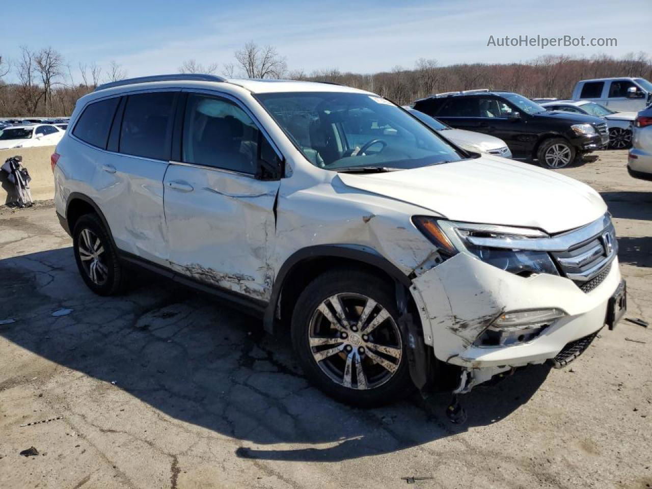 2017 Honda Pilot Exl White vin: 5FNYF6H52HB096733