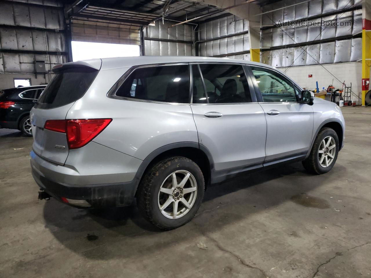 2016 Honda Pilot Exl Серебряный vin: 5FNYF6H66GB065010