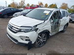 2017 Honda Pilot Touring White vin: 5FNYF6H90HB031334