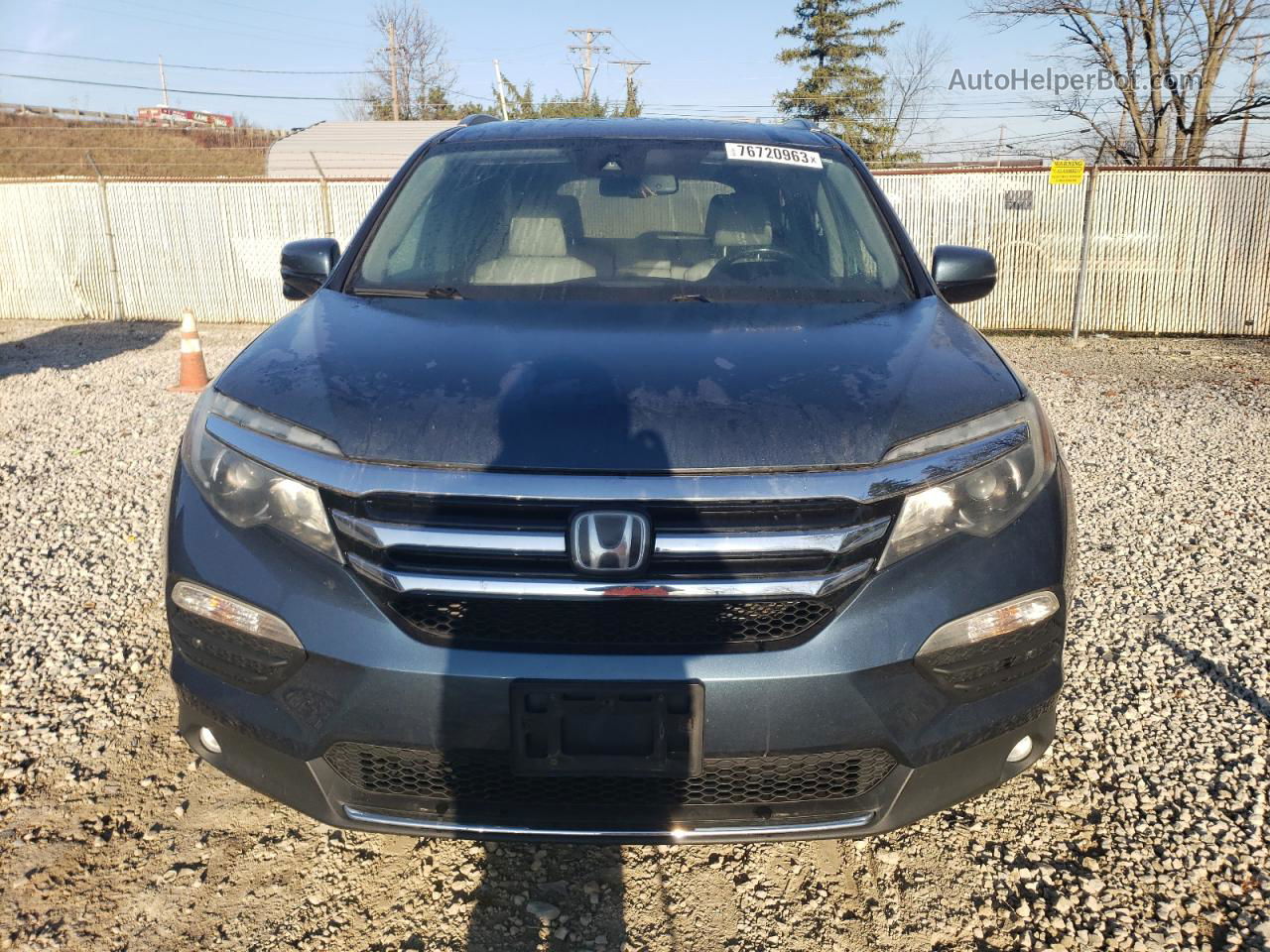 2017 Honda Pilot Touring Blue vin: 5FNYF6H90HB083188