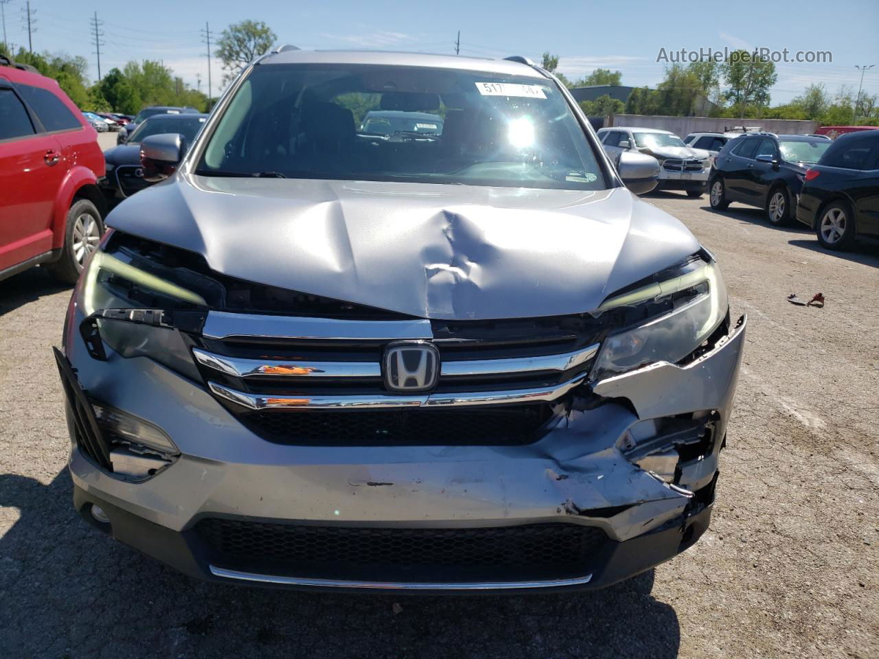 2017 Honda Pilot Touring Silver vin: 5FNYF6H91HB006359