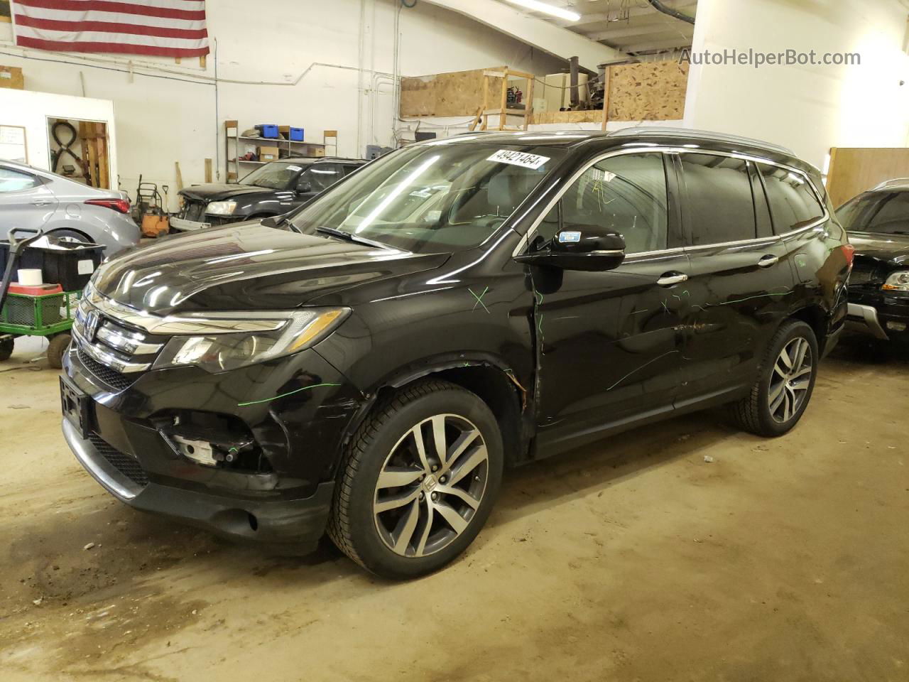 2017 Honda Pilot Touring Black vin: 5FNYF6H92HB096587