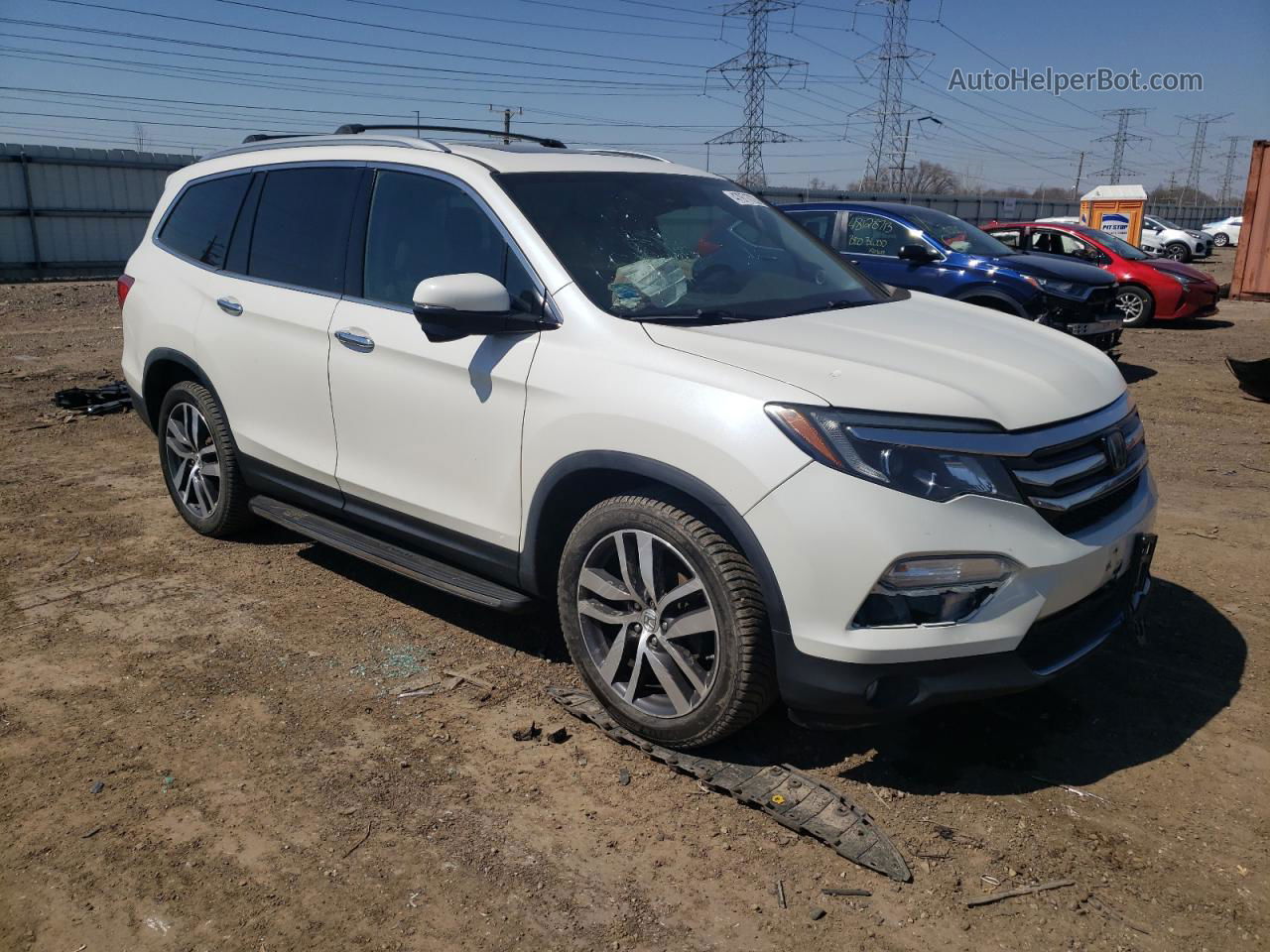 2016 Honda Pilot Touring White vin: 5FNYF6H93GB025820