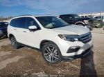 2017 Honda Pilot Touring White vin: 5FNYF6H93HB017282