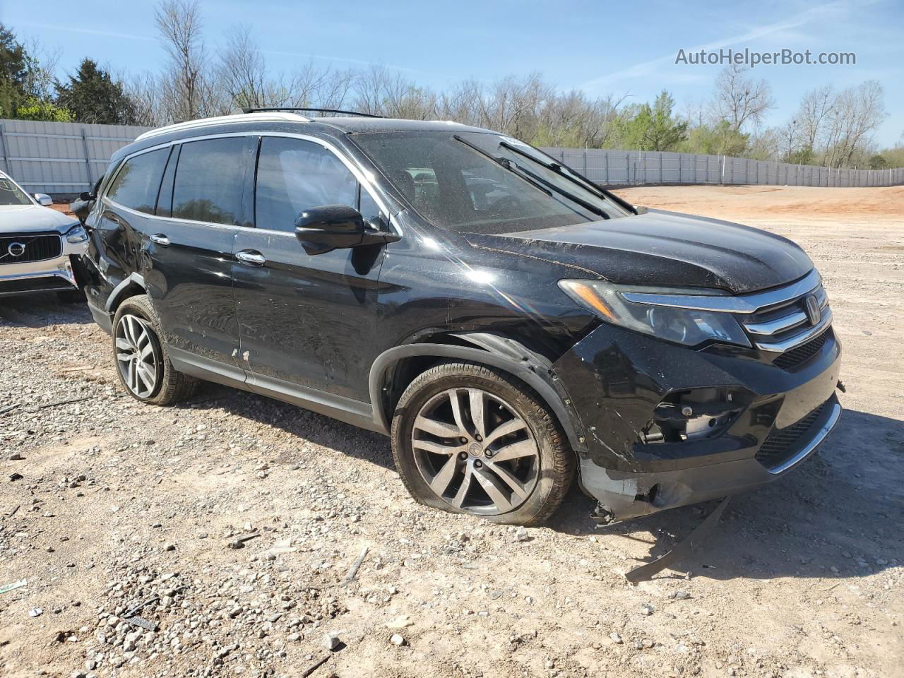 2017 Honda Pilot Touring Черный vin: 5FNYF6H94HB009062