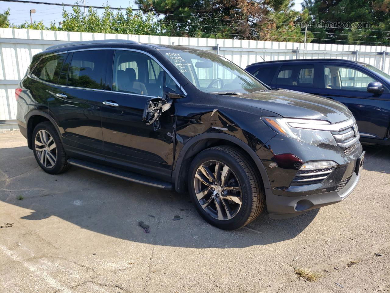 2016 Honda Pilot Touring Black vin: 5FNYF6H97GB086751