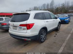 2017 Honda Pilot Touring White vin: 5FNYF6H97HB043786