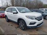 2017 Honda Pilot Touring White vin: 5FNYF6H97HB043786