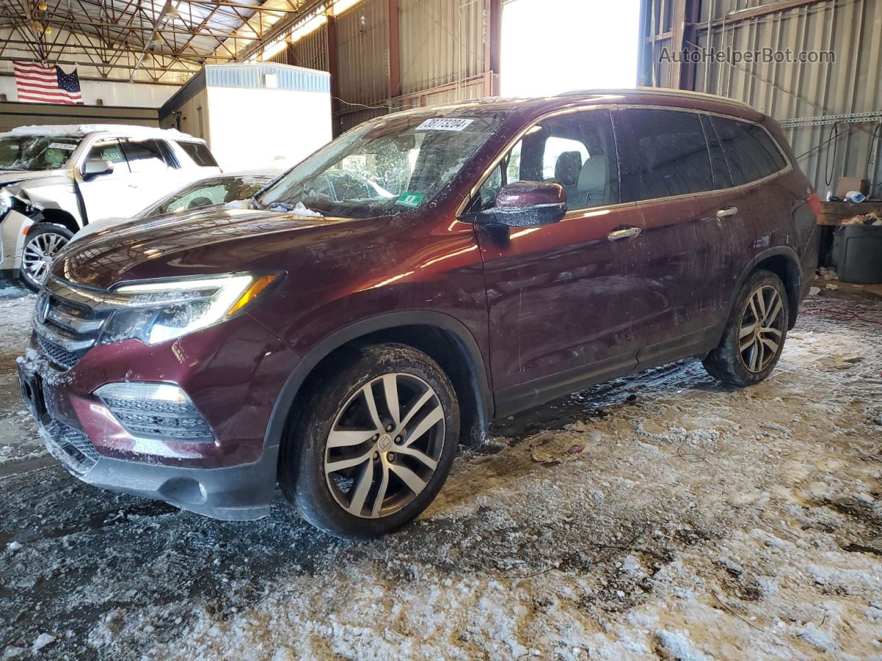 2016 Honda Pilot Touring Burgundy vin: 5FNYF6H98GB086855