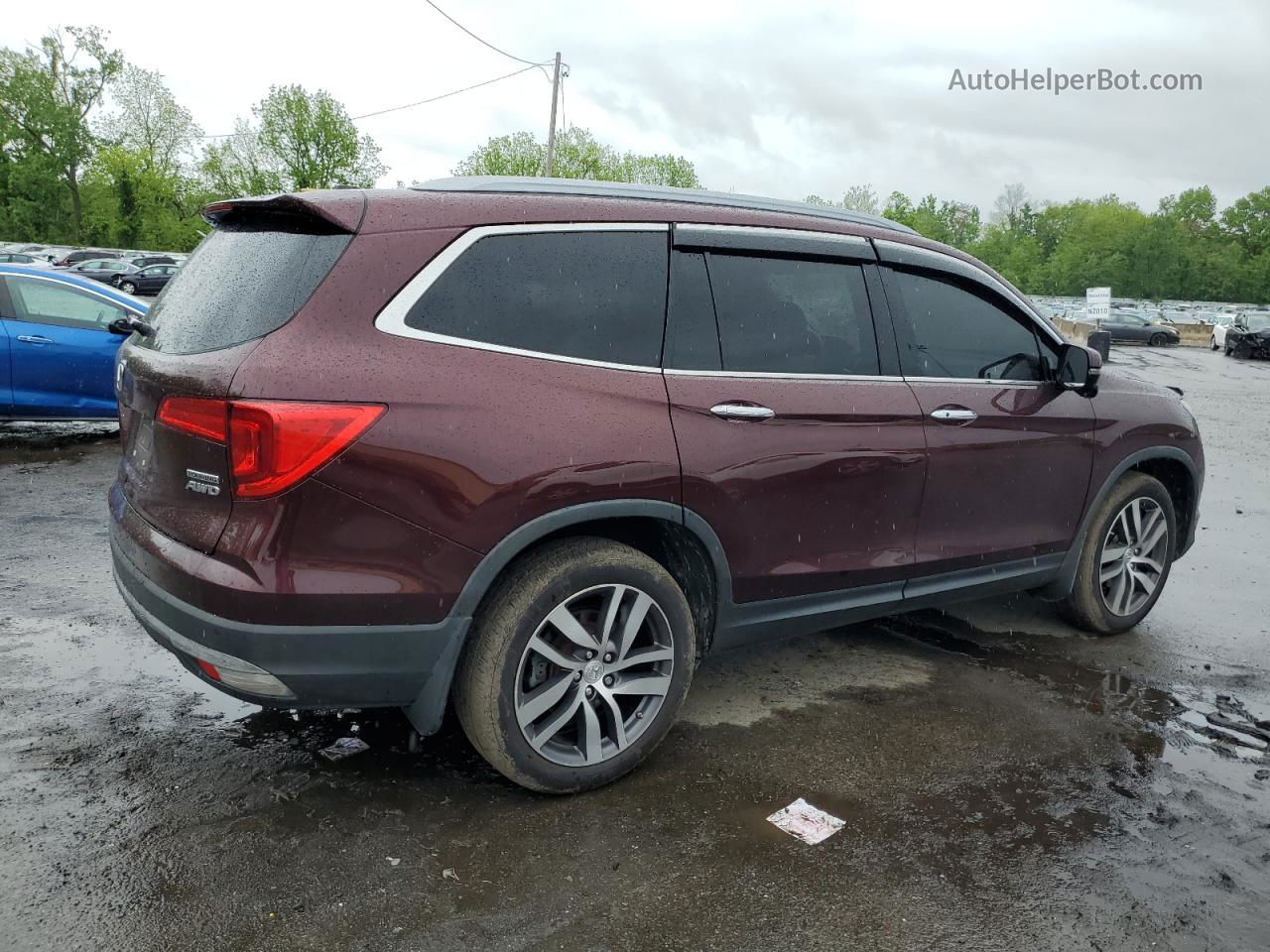 2016 Honda Pilot Touring Burgundy vin: 5FNYF6H9XGB126613