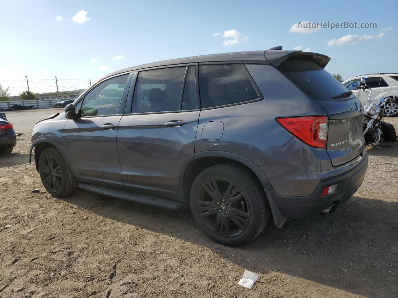 2019 Honda Passport Sport Gray vin: 5FNYF7H23KB007657