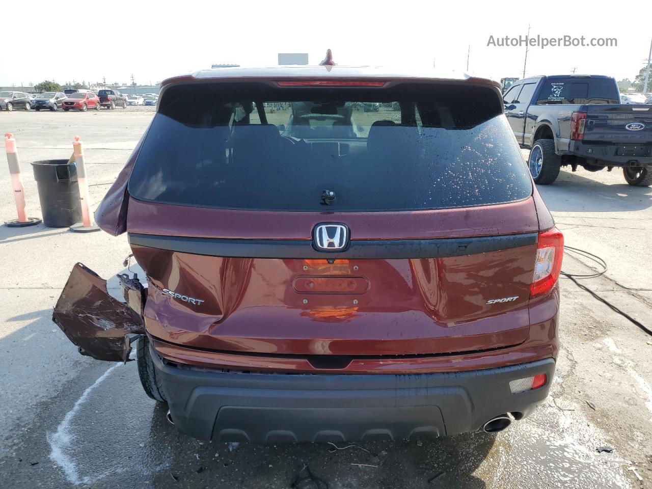 2019 Honda Passport Sport Brown vin: 5FNYF7H24KB003097