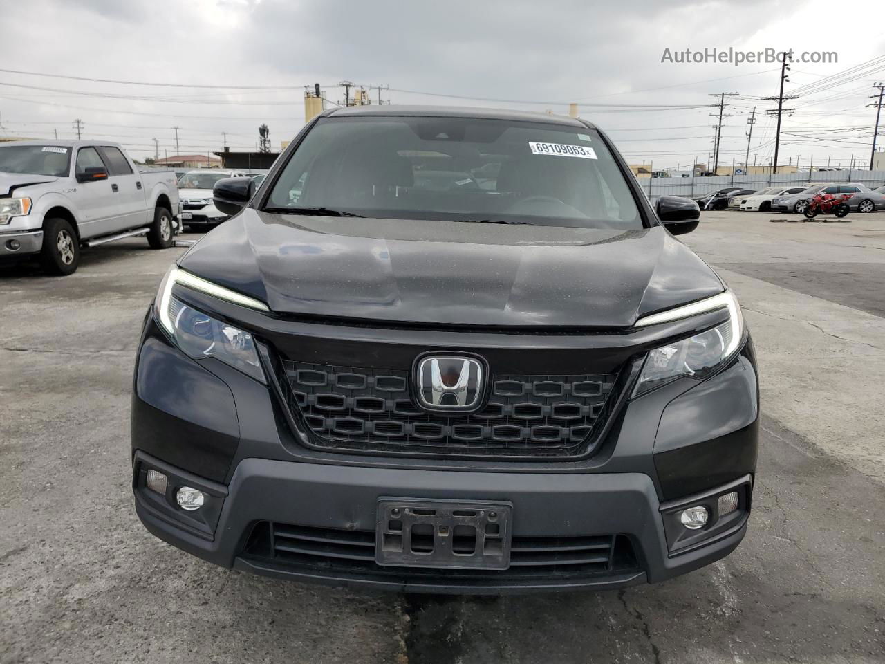 2019 Honda Passport Sport Черный vin: 5FNYF7H29KB001586