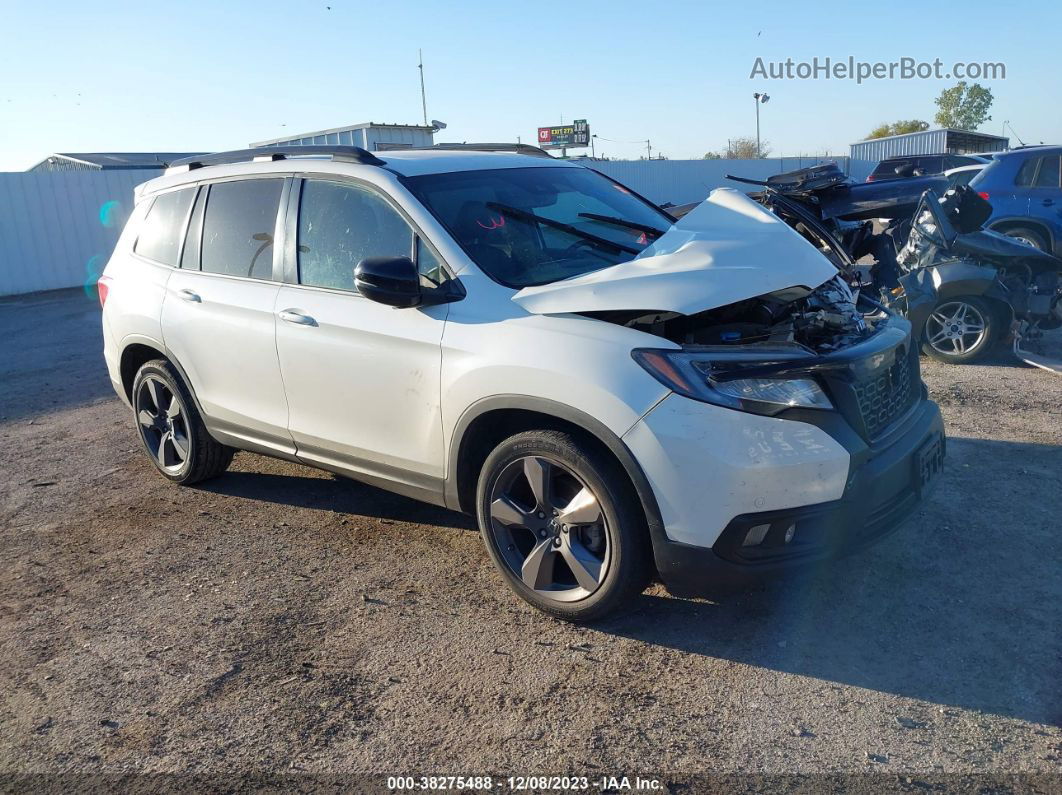 2019 Honda Passport Touring White vin: 5FNYF7H91KB001398