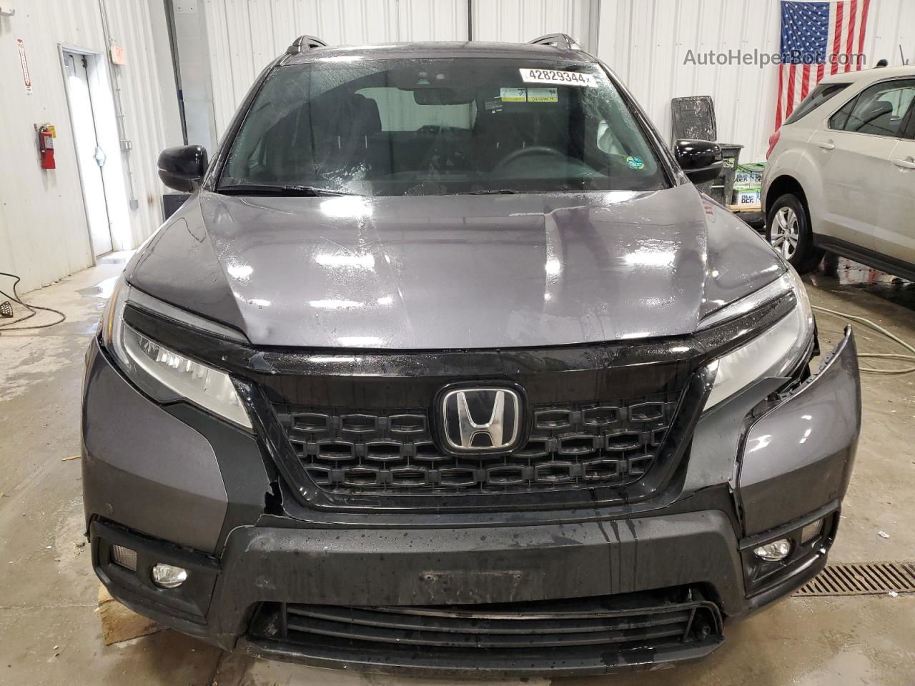 2019 Honda Passport Touring Gray vin: 5FNYF7H93KB001483