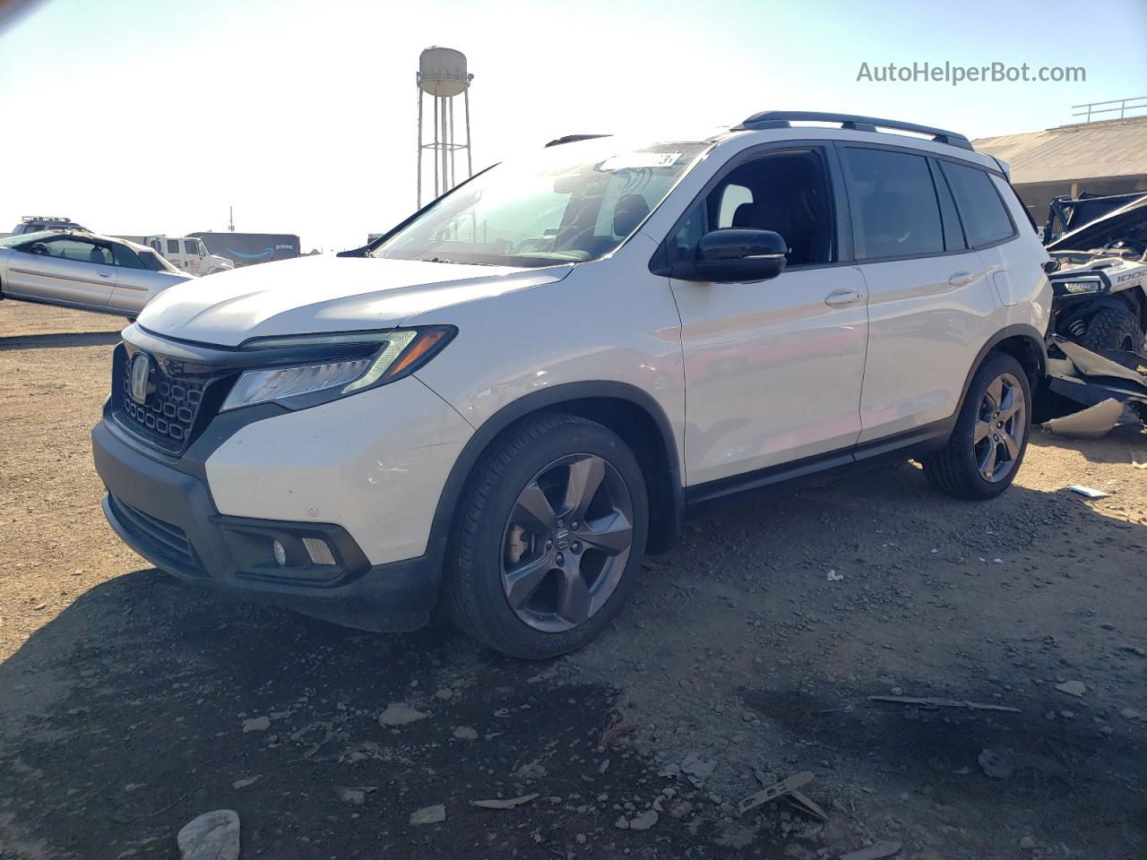 2019 Honda Passport Touring White vin: 5FNYF7H97KB004886