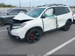 2019 Honda Passport Elite White vin: 5FNYF8H04KB001032