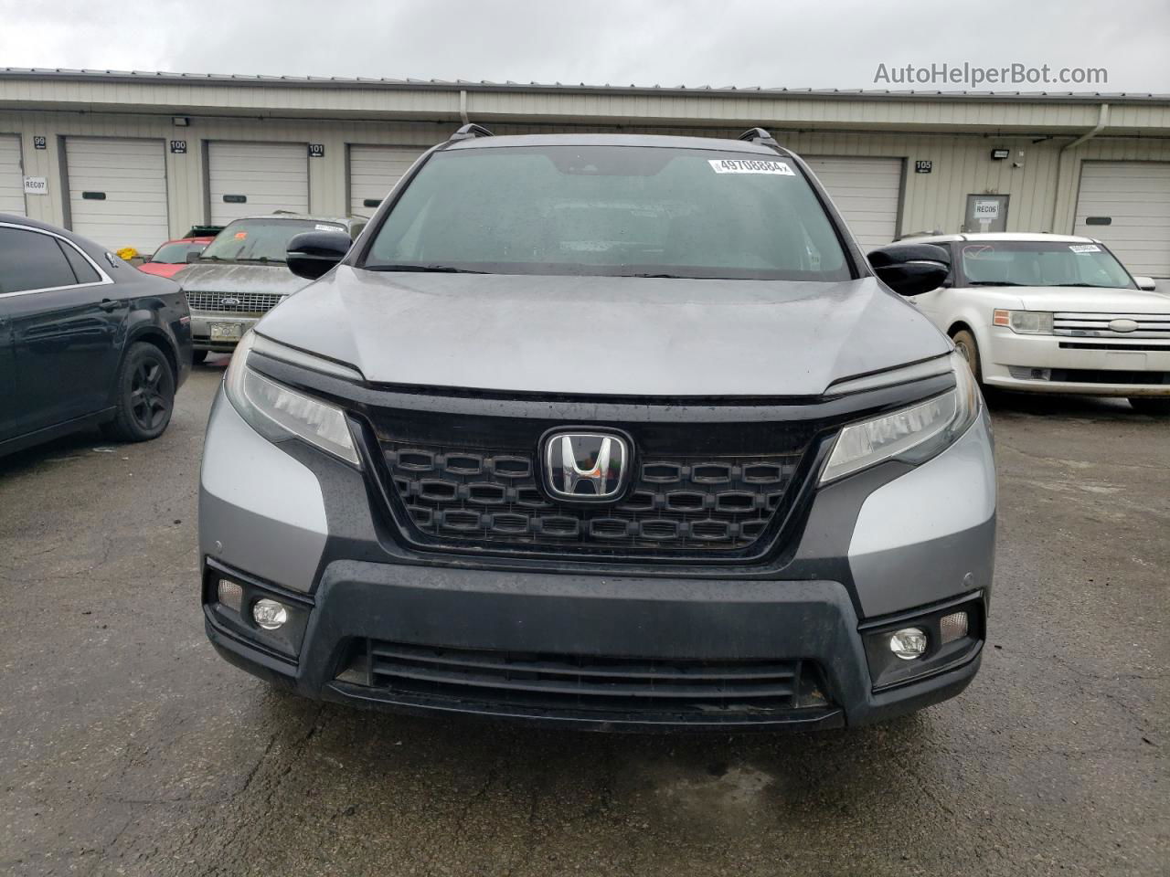 2019 Honda Passport Elite Silver vin: 5FNYF8H05KB009396