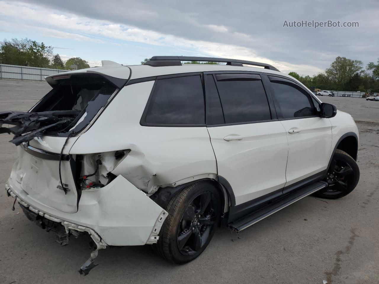 2019 Honda Passport Elite White vin: 5FNYF8H09KB005383