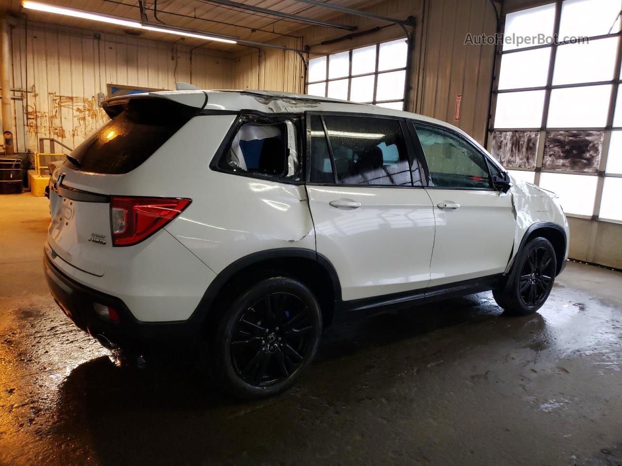 2019 Honda Passport Sport White vin: 5FNYF8H21KB010904