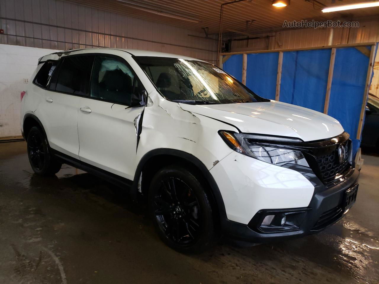 2019 Honda Passport Sport White vin: 5FNYF8H21KB010904