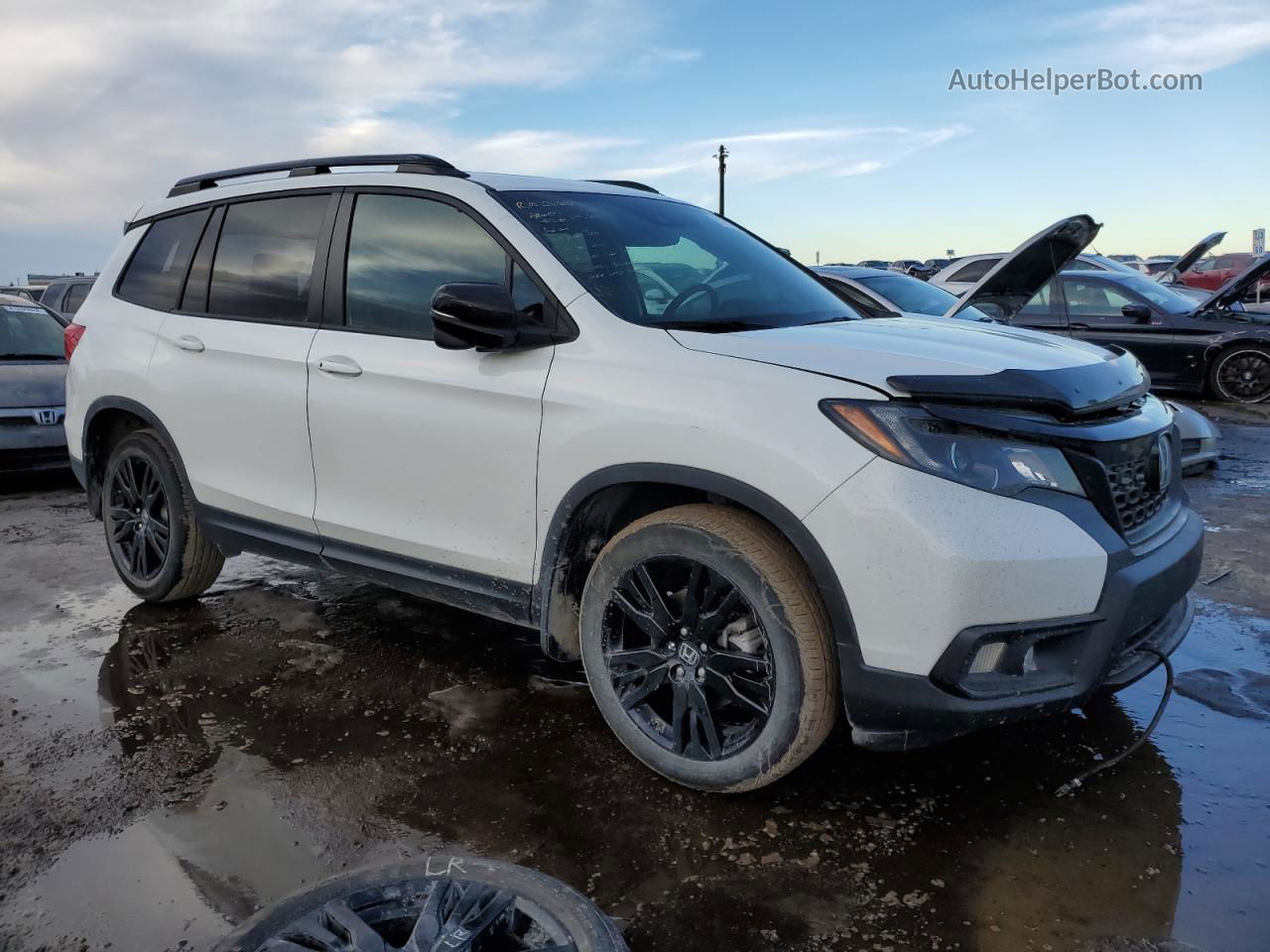 2019 Honda Passport Sport White vin: 5FNYF8H21KB503112