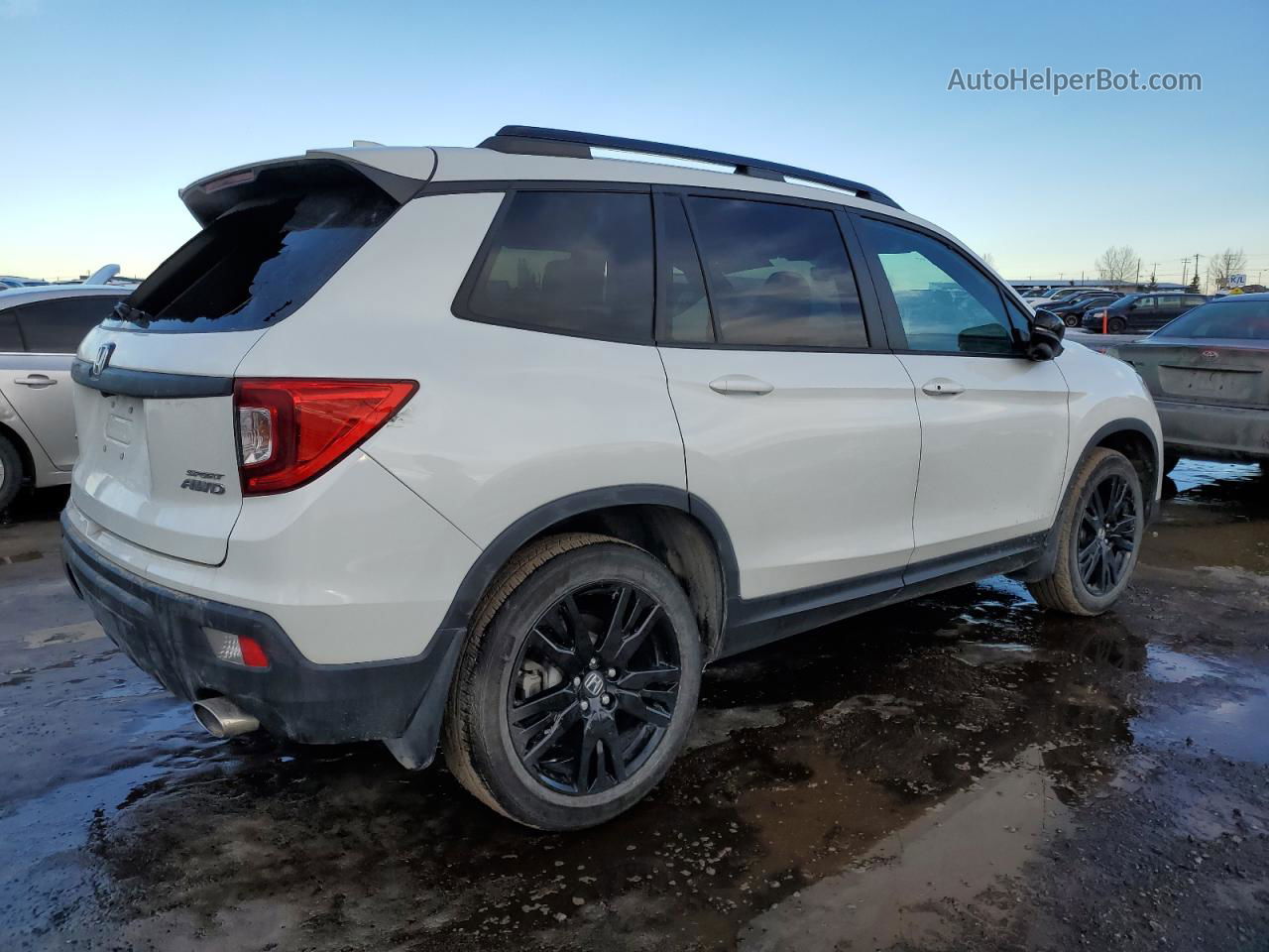 2019 Honda Passport Sport White vin: 5FNYF8H21KB503112