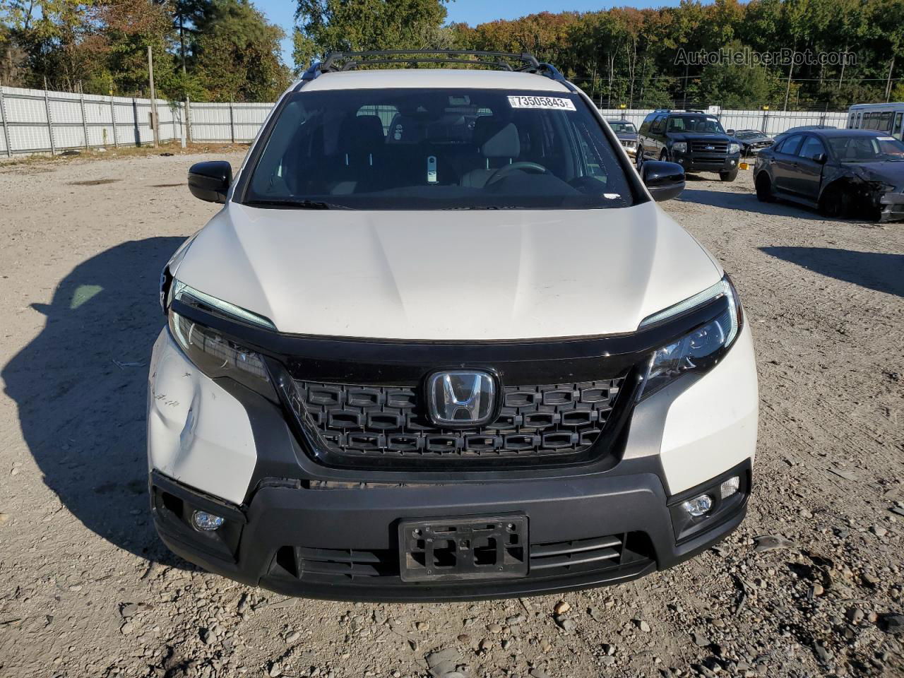 2019 Honda Passport Sport White vin: 5FNYF8H22KB016131