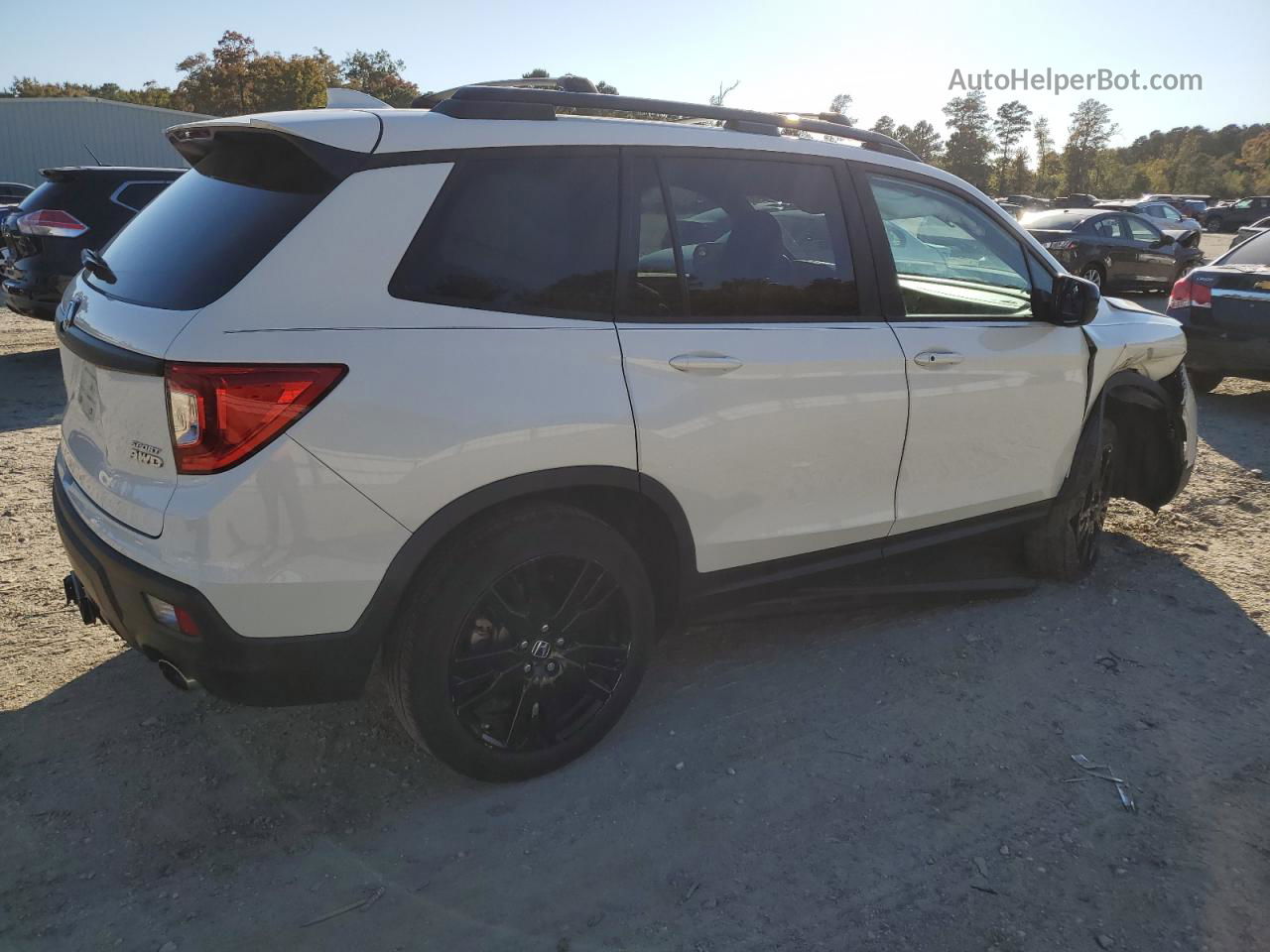 2019 Honda Passport Sport White vin: 5FNYF8H22KB016131