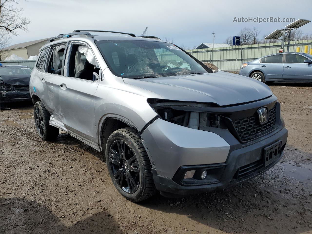 2019 Honda Passport Sport Silver vin: 5FNYF8H29KB015736