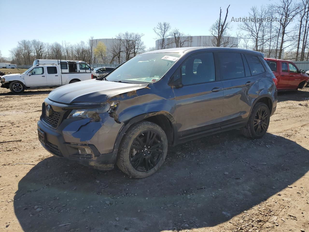 2019 Honda Passport Sport Gray vin: 5FNYF8H2XKB009458