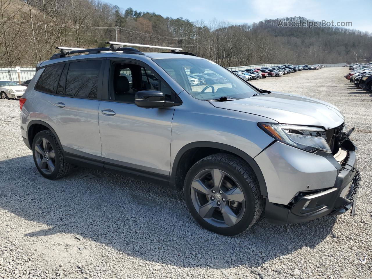 2019 Honda Passport Touring Silver vin: 5FNYF8H9XKB004323