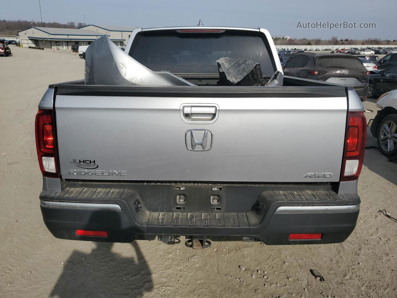 2020 Honda Ridgeline Sport Silver vin: 5FPYK3F13LB031593