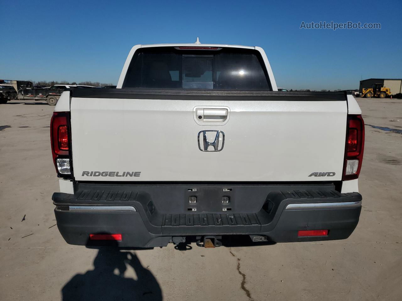 2020 Honda Ridgeline Rtl White vin: 5FPYK3F58LB021399