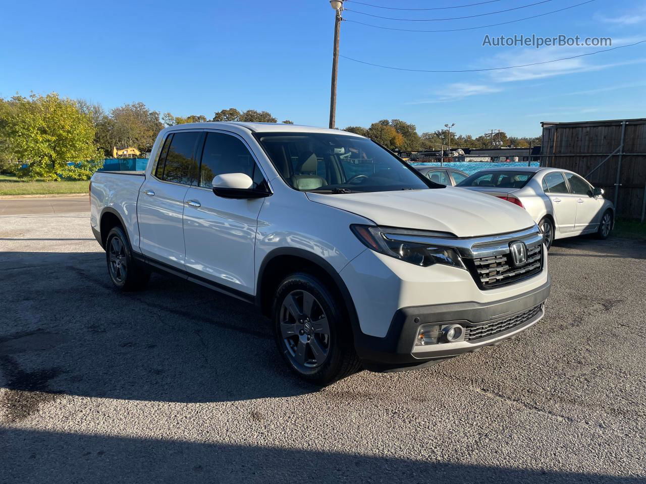 2020 Honda Ridgeline Rtl White vin: 5FPYK3F74LB006187