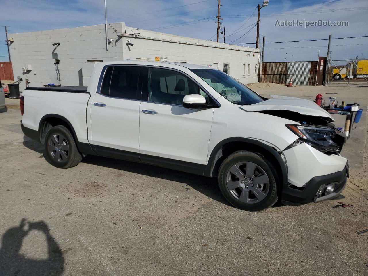 2020 Honda Ridgeline Rtl White vin: 5FPYK3F75LB004657