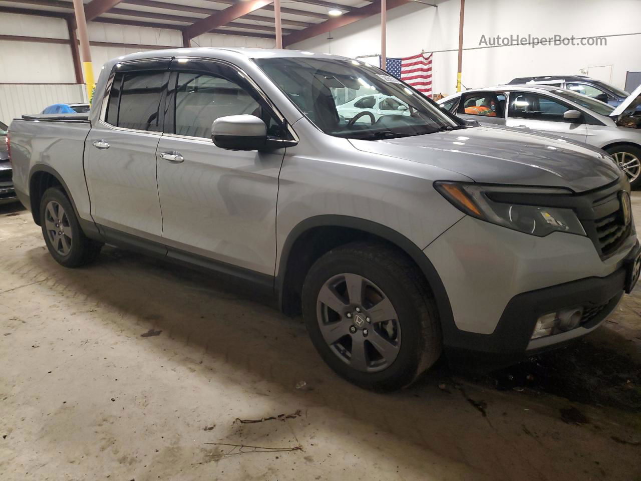 2020 Honda Ridgeline Rtl Silver vin: 5FPYK3F76LB016221