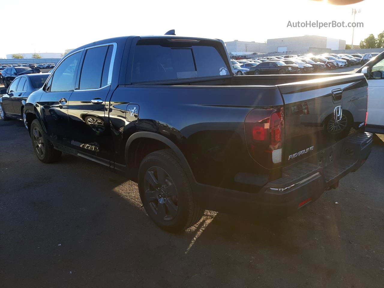 2020 Honda Ridgeline Rtl Черный vin: 5FPYK3F7XLB005531